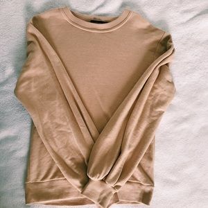 sweater / sweatshirt